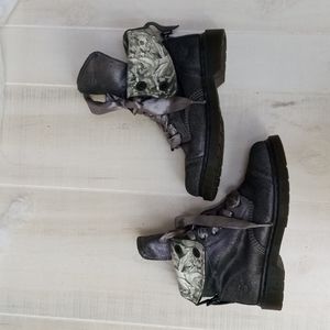 DR. MARTENS AIMILIE pewter metallic ankle boots